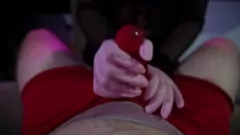 Redare Blond curvy în mănuși roz dă o mână intensă și muie de muie