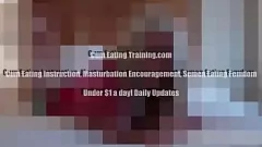 Jouer La déesse dominante force la masturbation en POV mangeuse de sperme