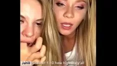 تشغيل اثنين من القبائل الساخنة الحمار الحصول على سيئة في تعويم ساعة الصيف