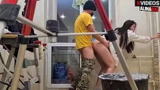 Redare Oh, da, tată, mulțumesc campionul tău de serviciu. el a asigurat o perie