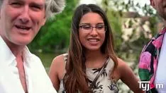 Reproduzir Surpreendentes lábios roxy brunet dão uma excelente escolha!