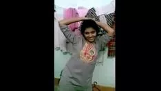 Afspelen मुश्किल से गांव की लड़की चुदवाने के लिए तैयार हुई
