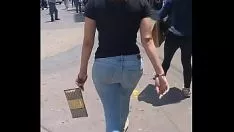 Play Hot ass get off scrape latina